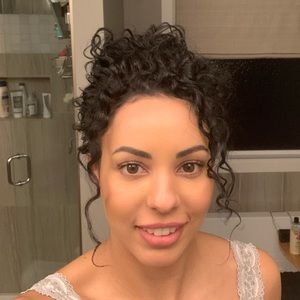 Meet your Posher, Jasmin